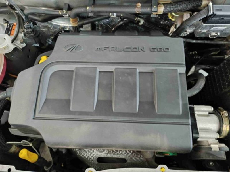 Mahindra KUV100 usata a Catania (20)