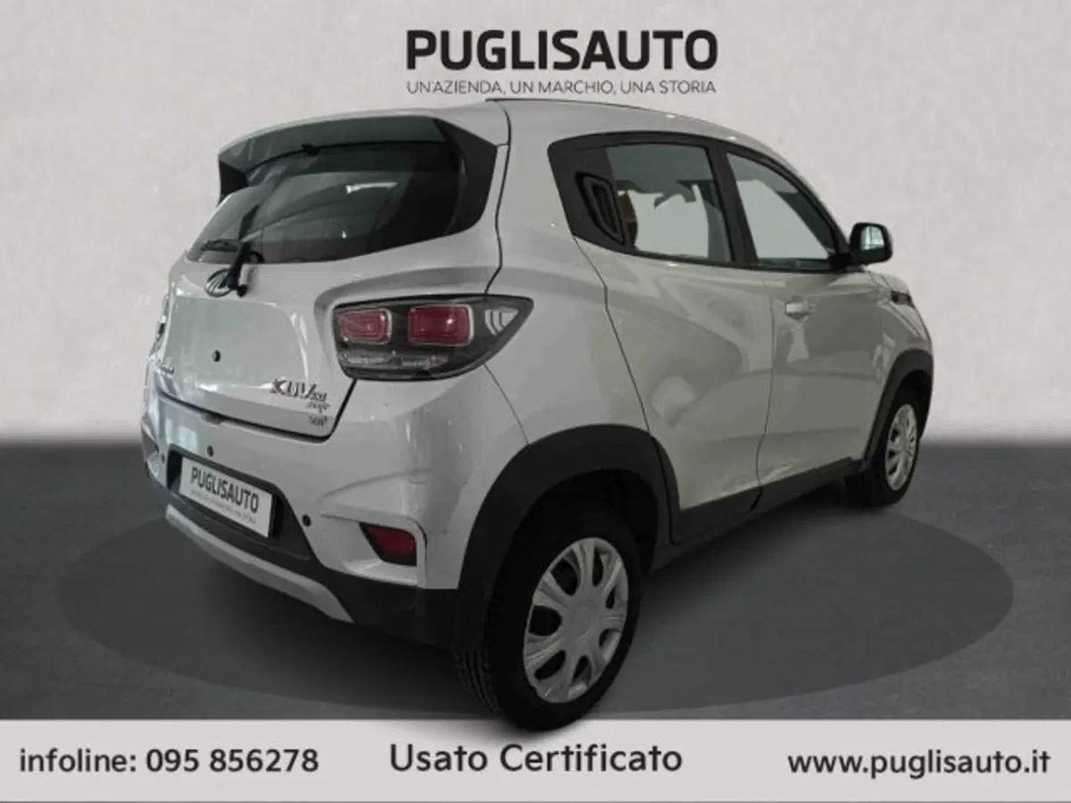 Mahindra KUV100 usata a Catania (4)