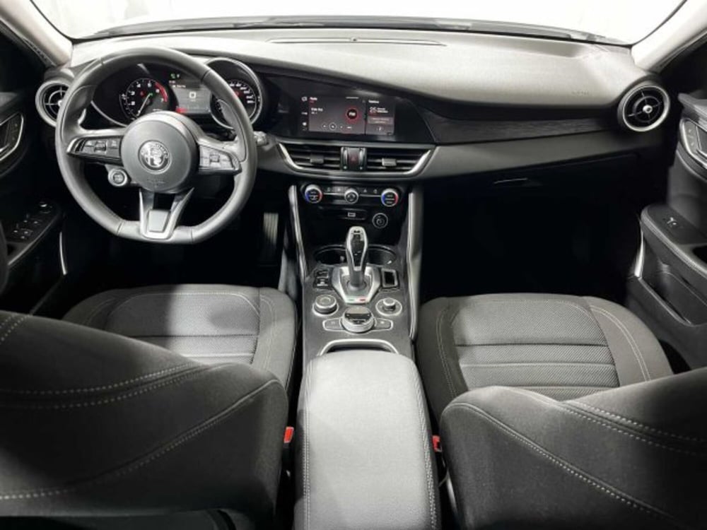 Alfa Romeo Giulia usata a Sondrio (12)