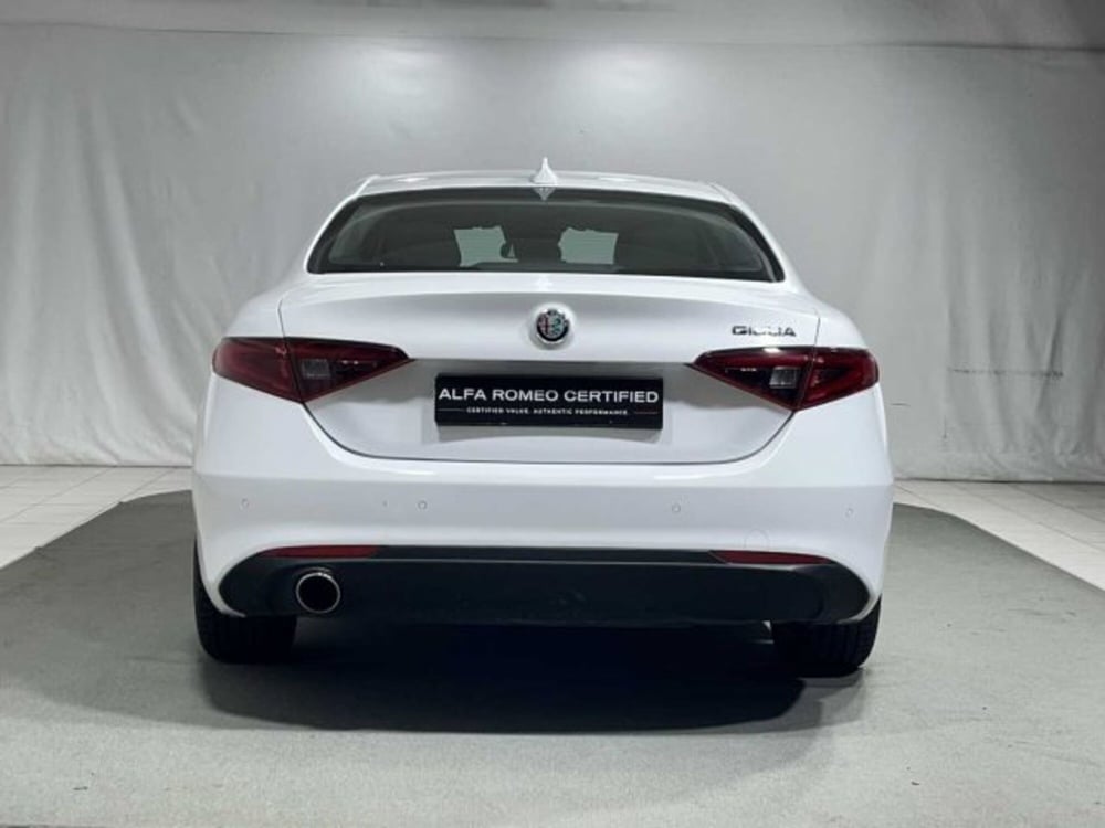 Alfa Romeo Giulia usata a Sondrio (4)