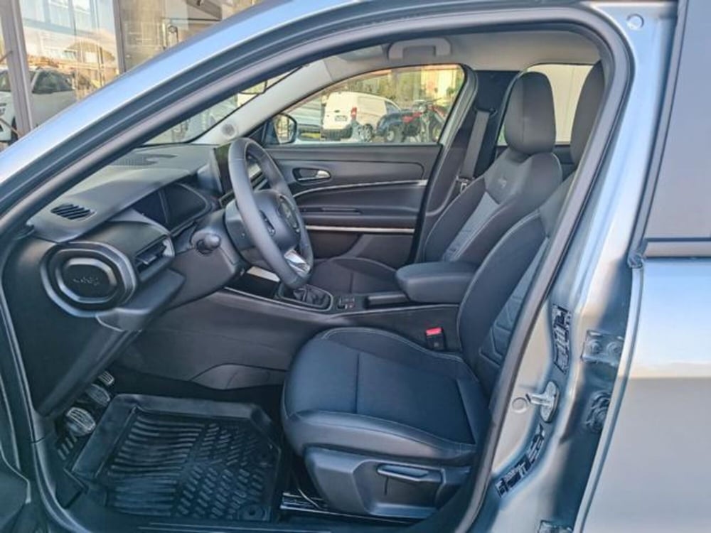 Jeep Avenger usata a Pisa (3)