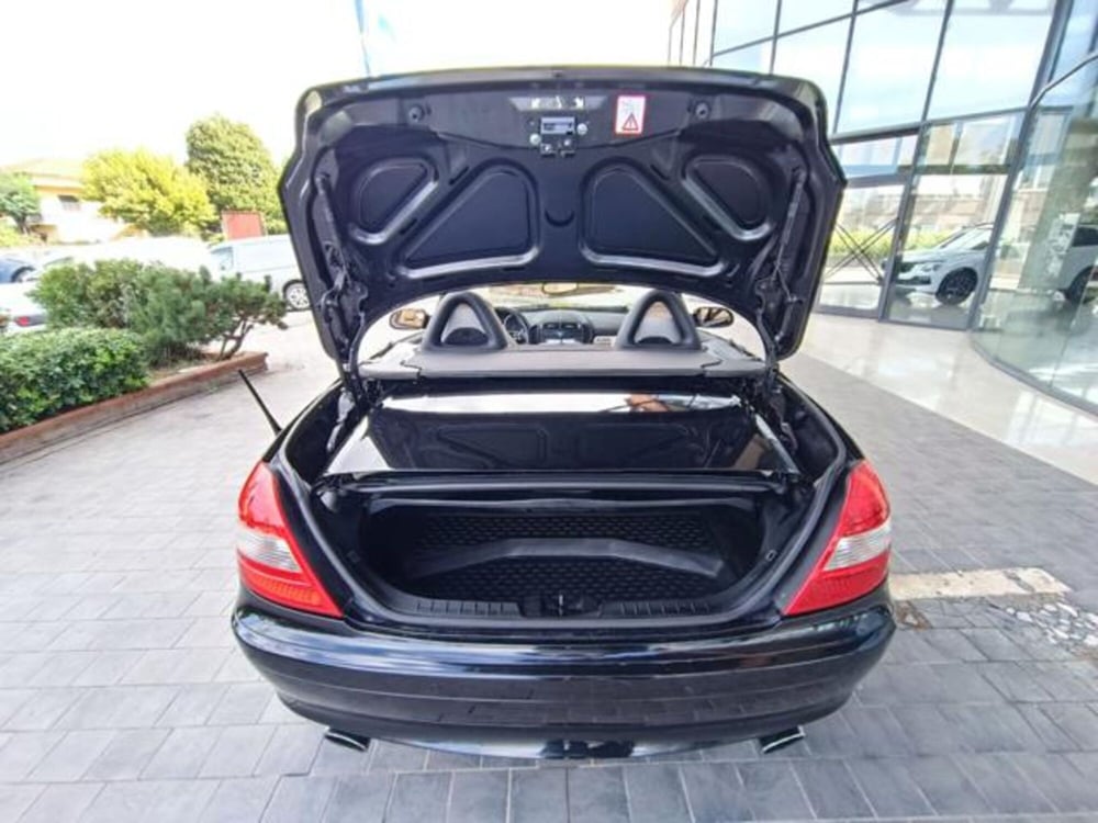 Mercedes-Benz SLK usata a Pisa (15)