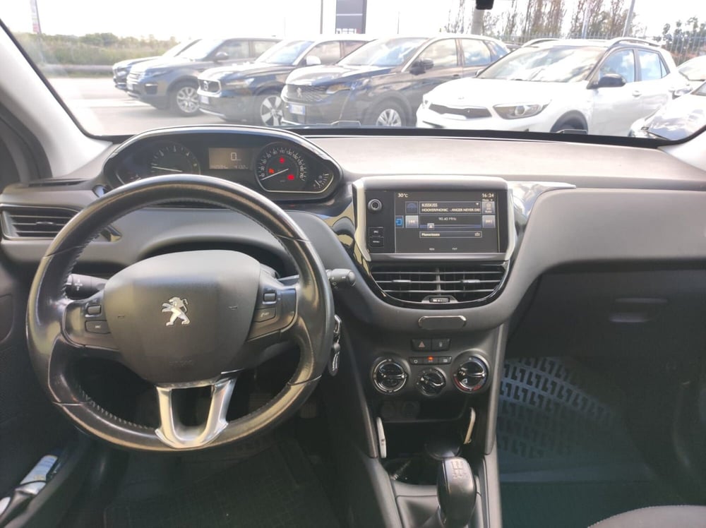 Peugeot 208 usata a Salerno (15)