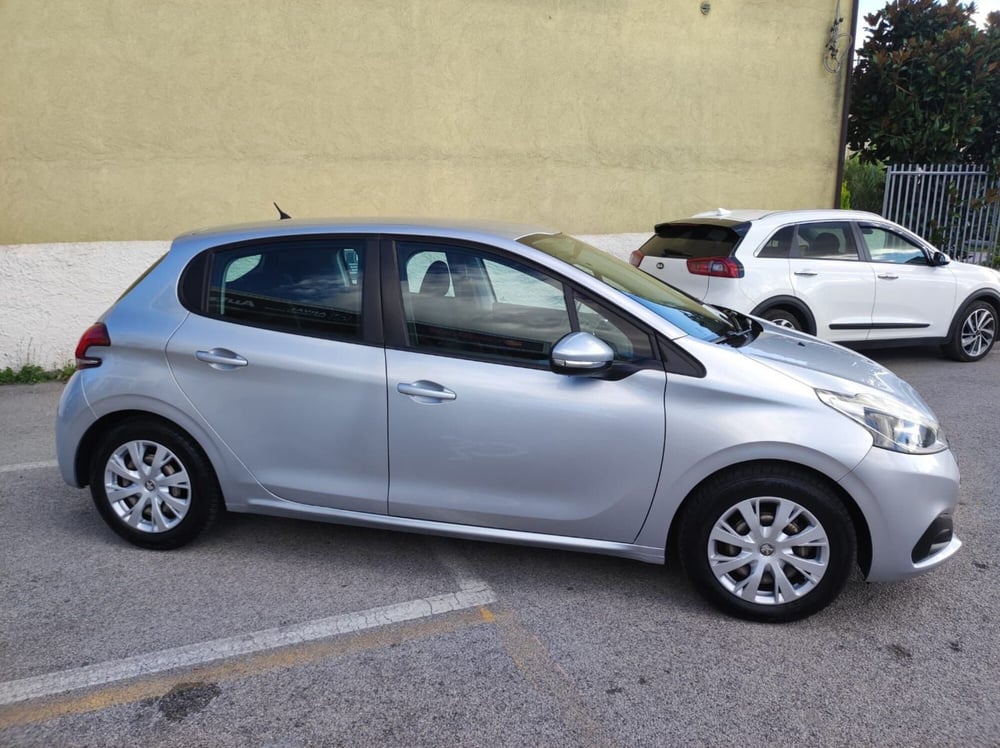 Peugeot 208 usata a Salerno (5)