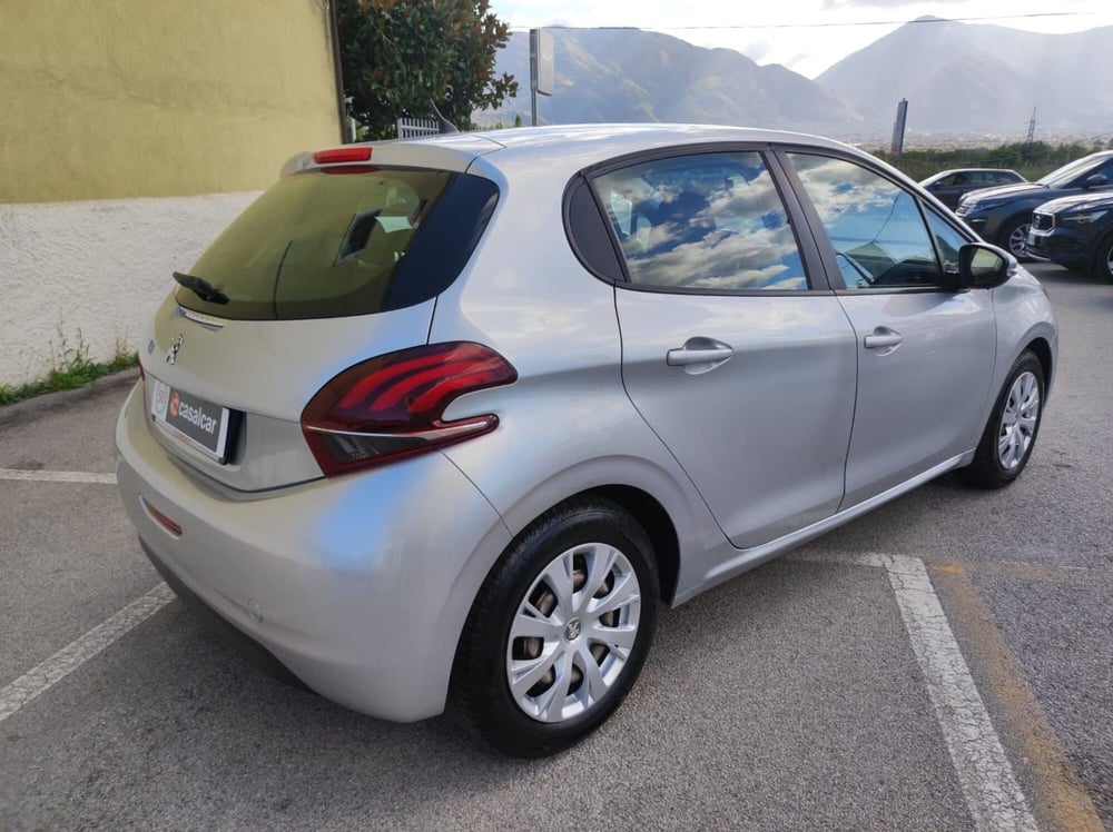 Peugeot 208 usata a Salerno (7)