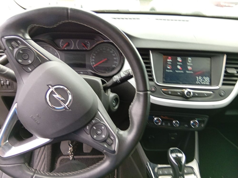 Opel Crossland usata a Catania (10)