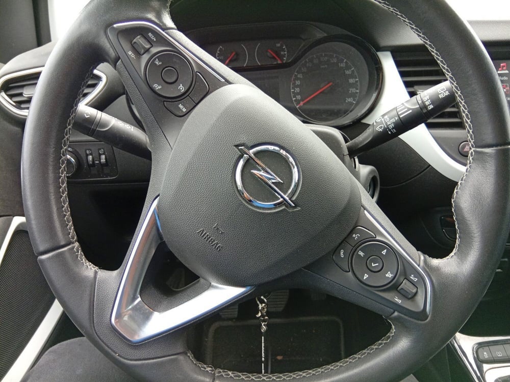 Opel Crossland usata a Catania (12)