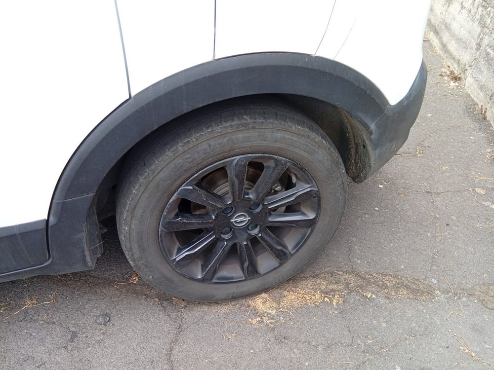 Opel Crossland usata a Catania (15)