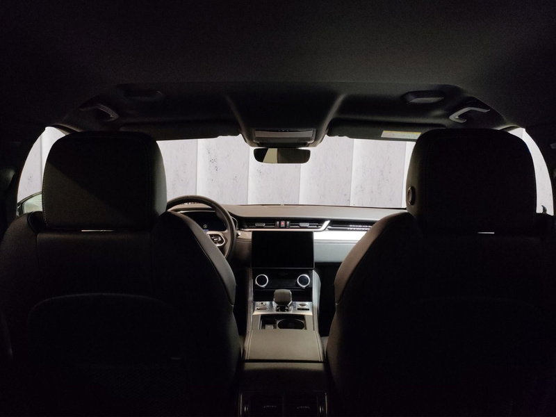 Jaguar F-Pace usata a Milano (11)