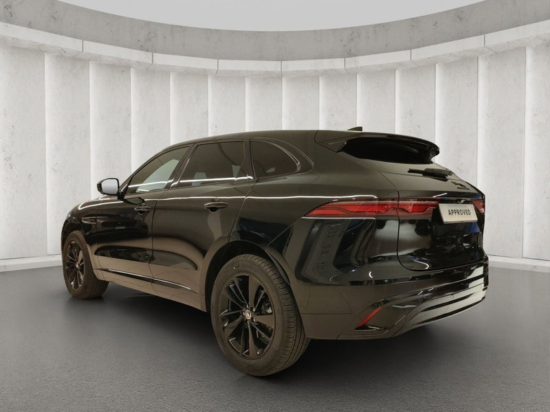 Jaguar F-Pace usata a Milano (15)