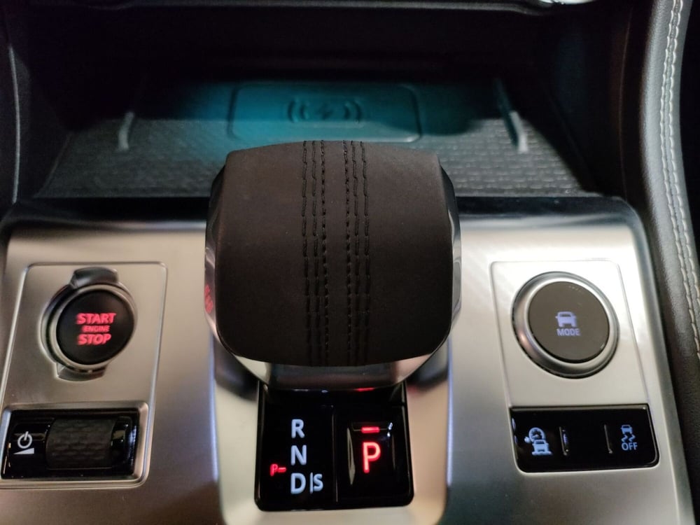 Jaguar F-Pace usata a Milano (19)