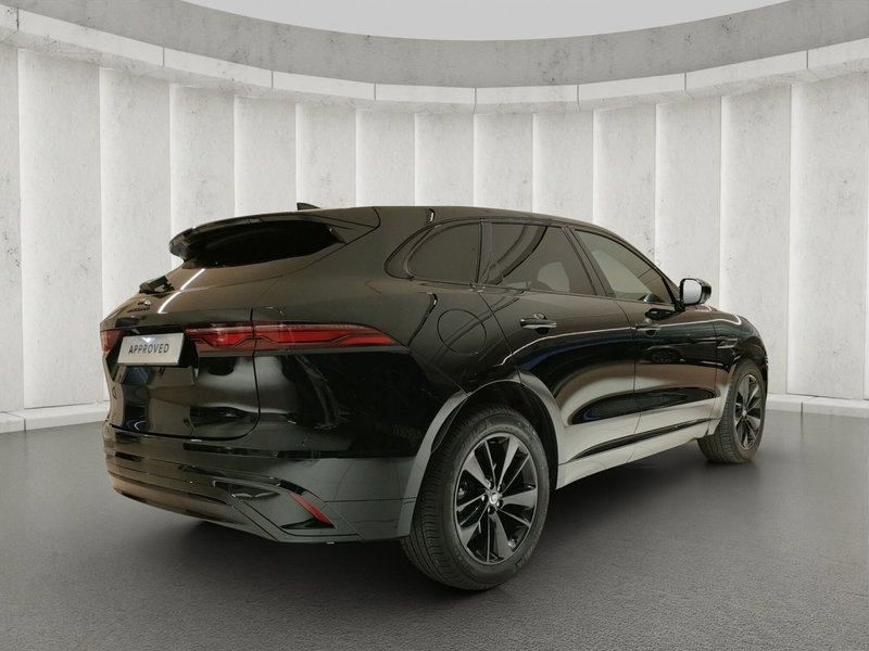 Jaguar F-Pace usata a Milano (2)