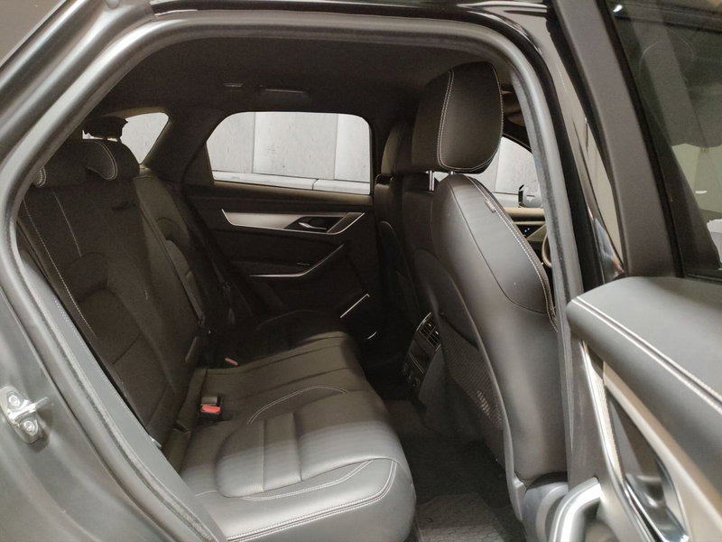 Jaguar F-Pace usata a Milano (5)