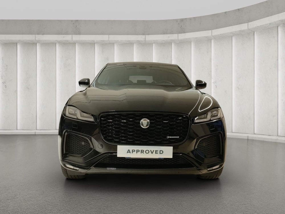 Jaguar F-Pace usata a Milano (8)