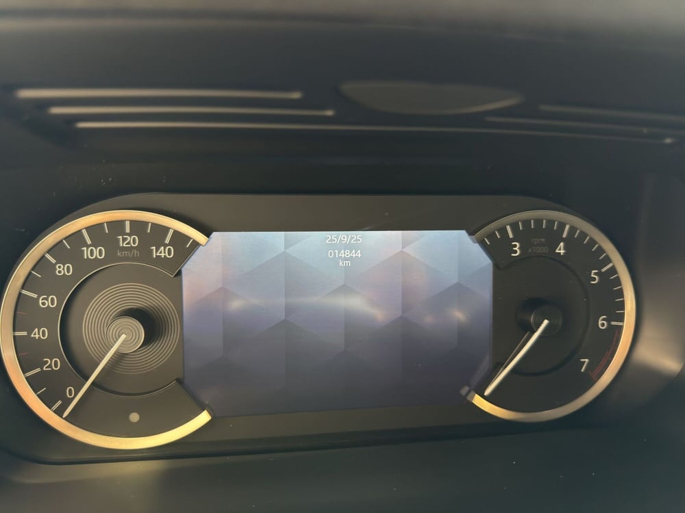 Land Rover Discovery Sport usata a Latina (10)