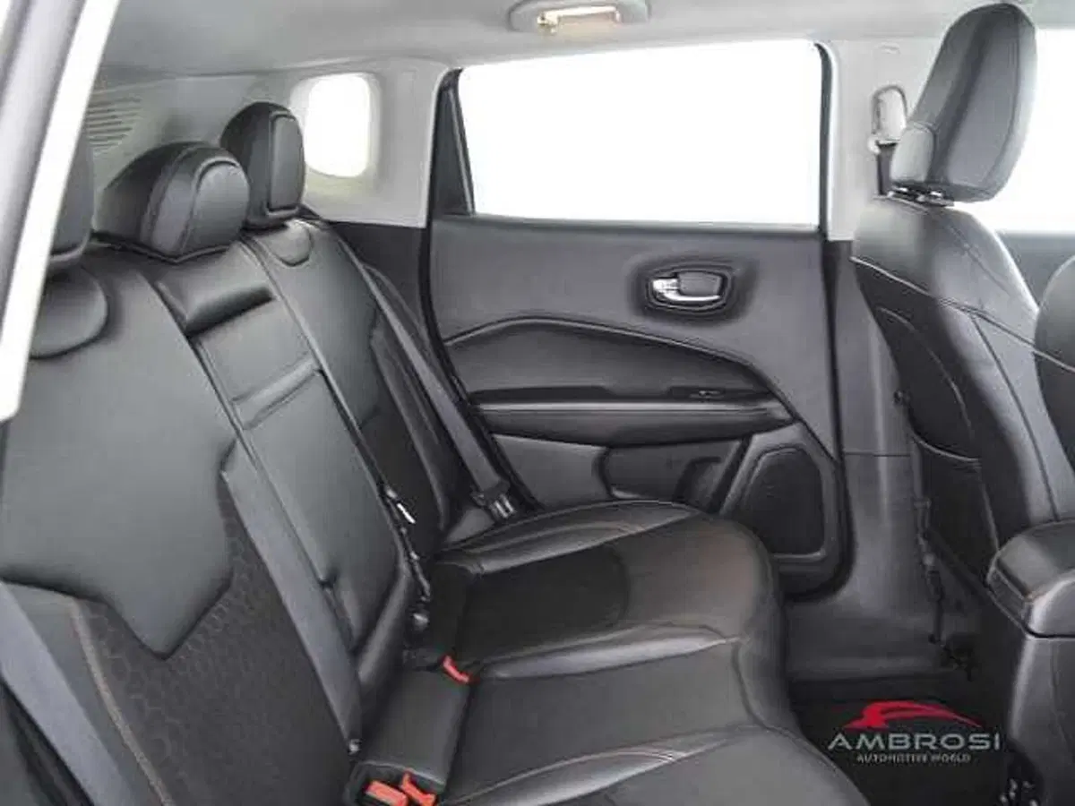 Jeep Compass usata a Viterbo (11)