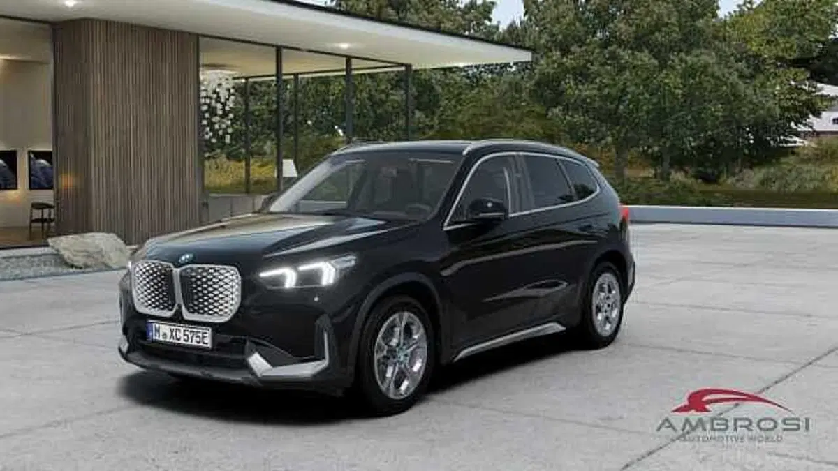 BMW iX1 usata a Viterbo