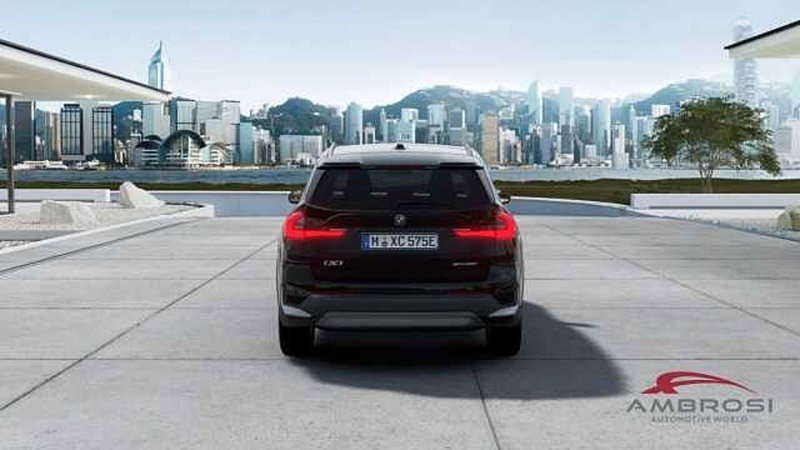 BMW iX1 usata a Viterbo (5)