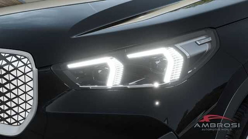 BMW iX1 usata a Viterbo (6)