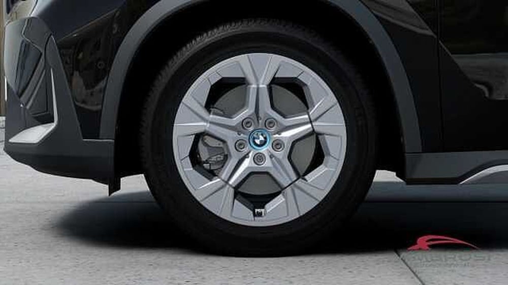 BMW iX1 usata a Viterbo (7)
