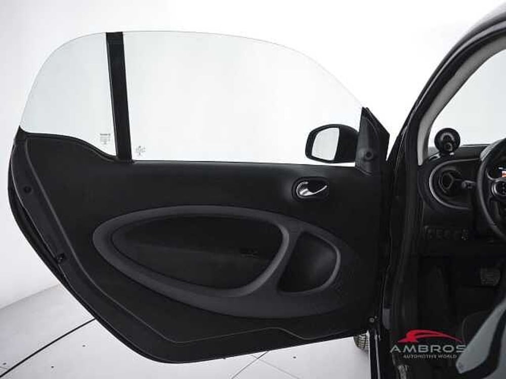 smart Fortwo usata a Viterbo (19)
