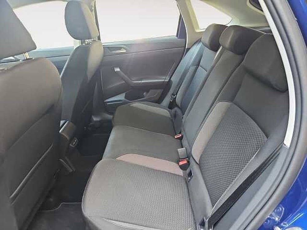 Volkswagen Taigo usata a Lecco (13)