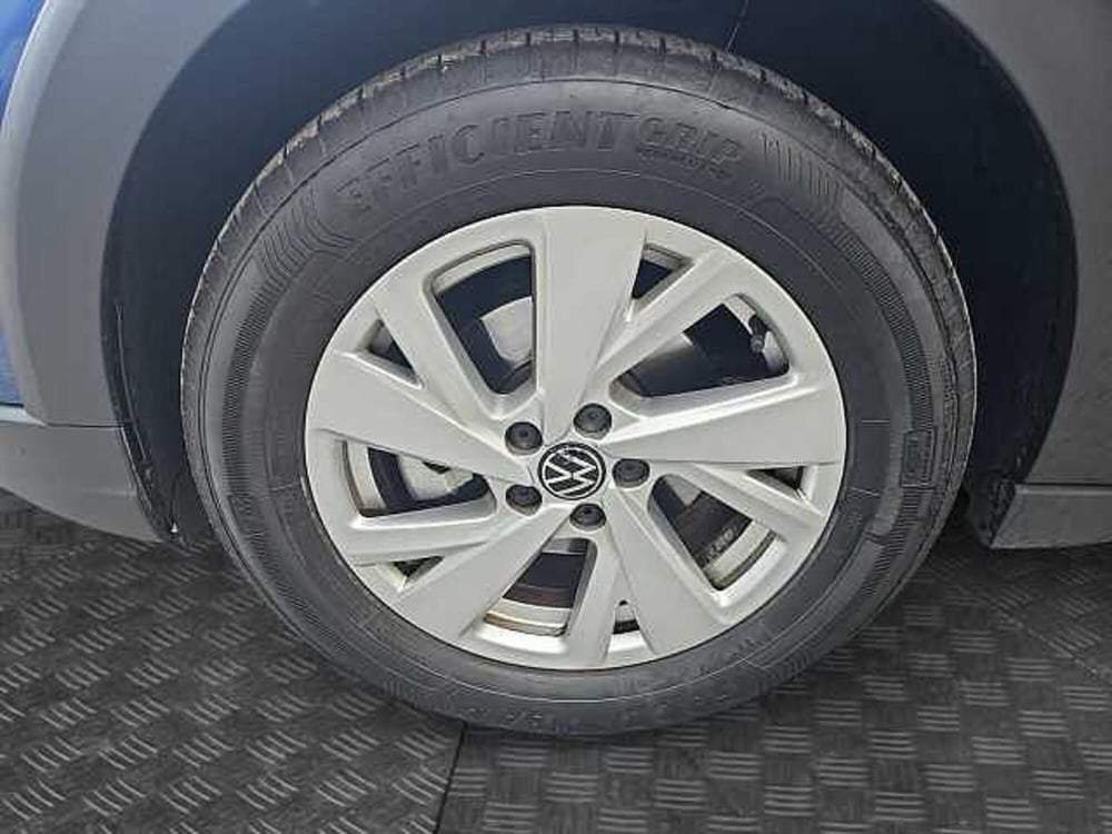 Volkswagen Taigo usata a Lecco (14)
