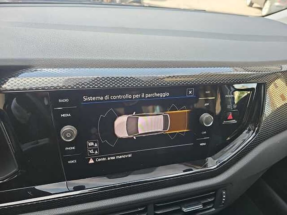 Volkswagen Taigo usata a Lecco (18)