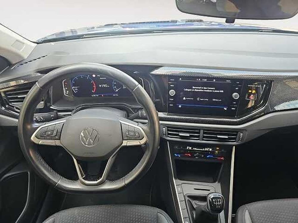 Volkswagen Taigo usata a Lecco (9)