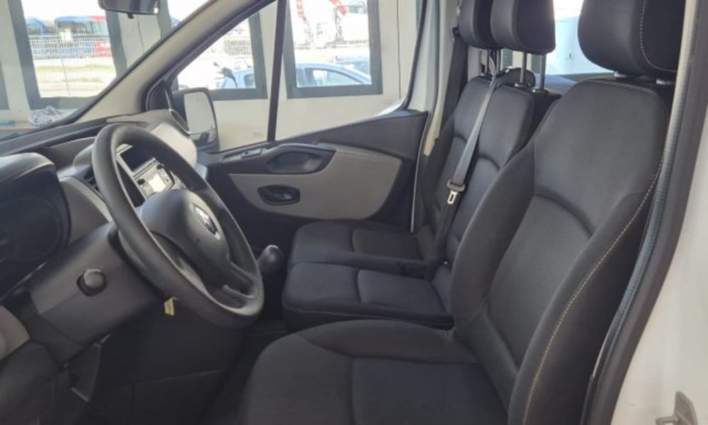 Renault Trafic Furgone usata a Oristano (10)