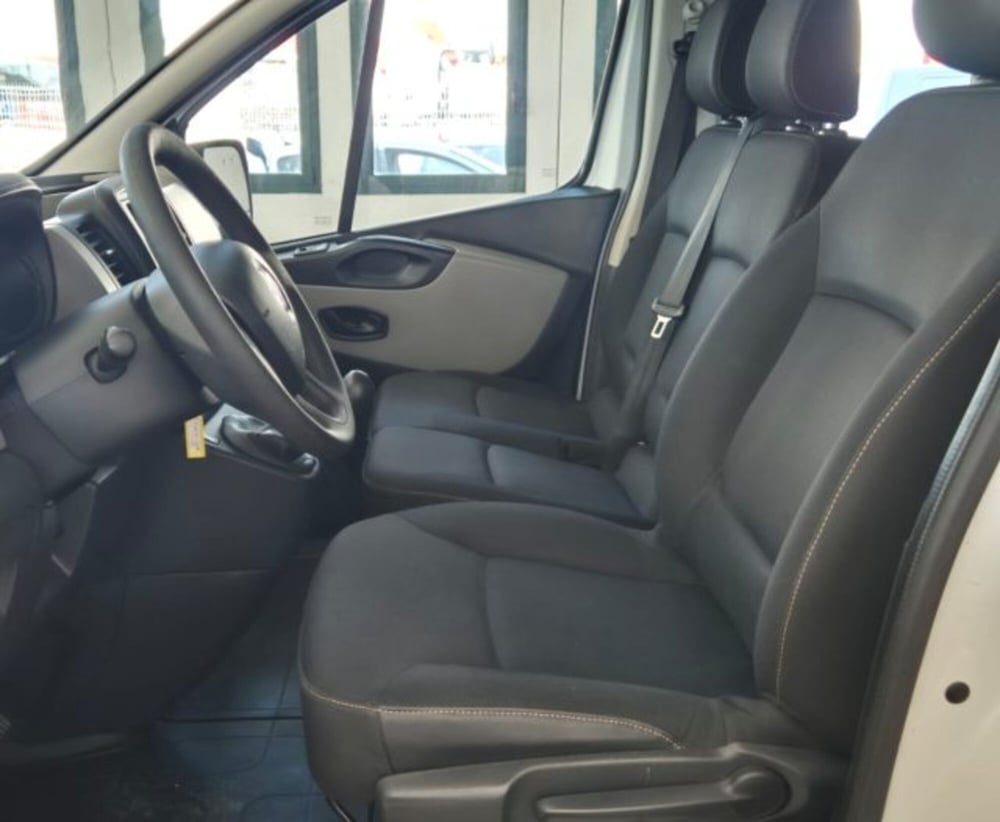 Renault Trafic Furgone usata a Oristano (13)