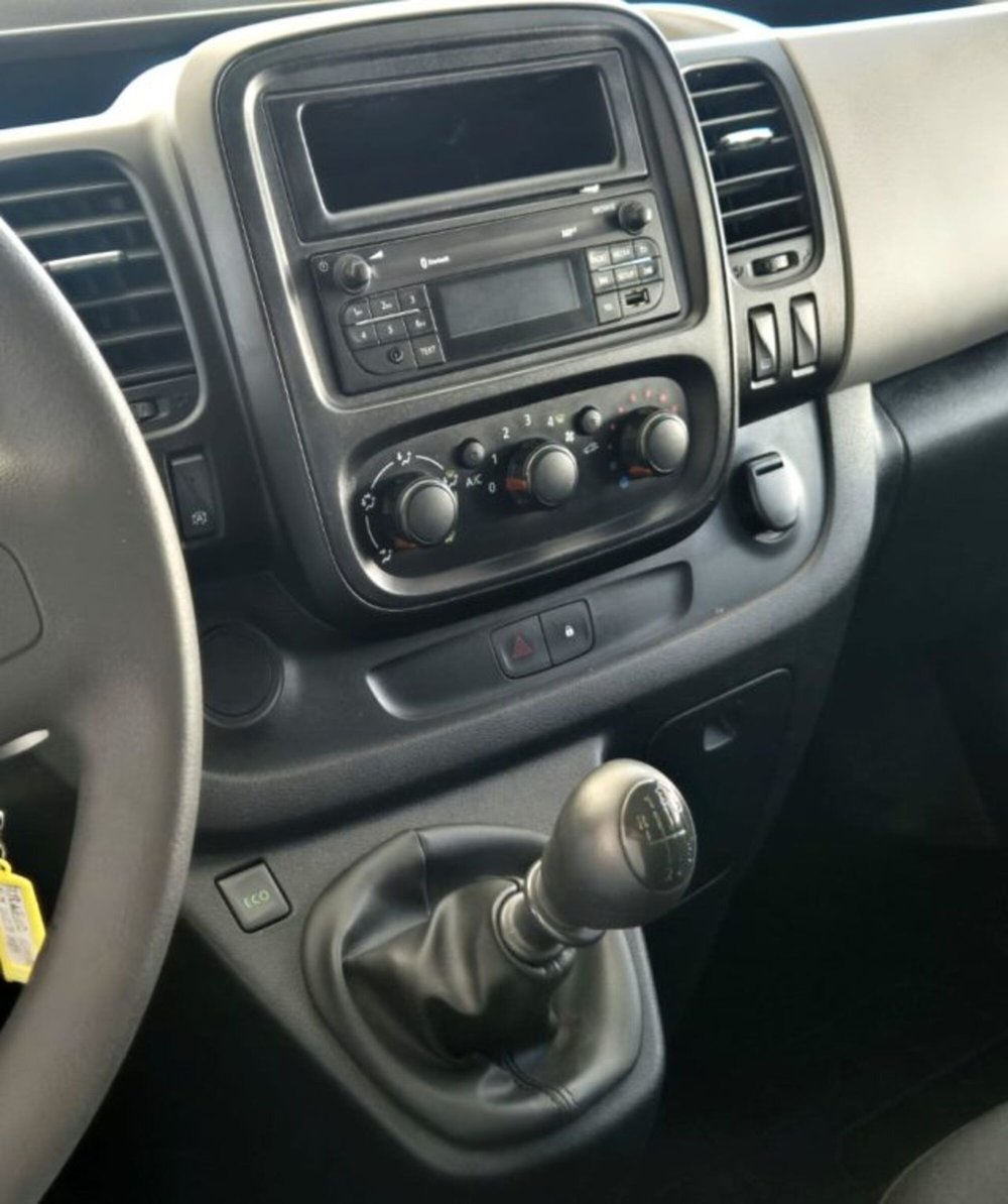 Renault Trafic Furgone usata a Oristano (17)