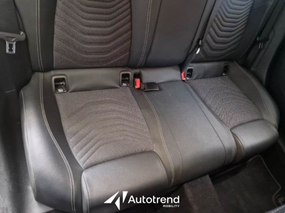 Mercedes-Benz Classe A usata a Bari (15)
