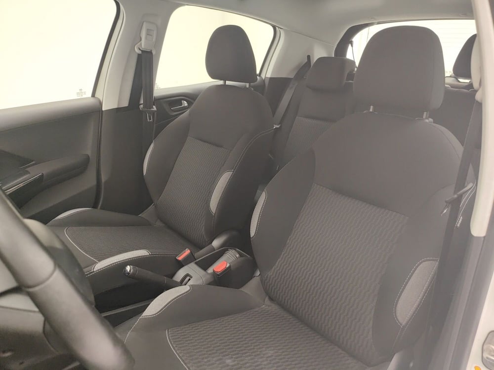 Peugeot 208 usata a Como (13)