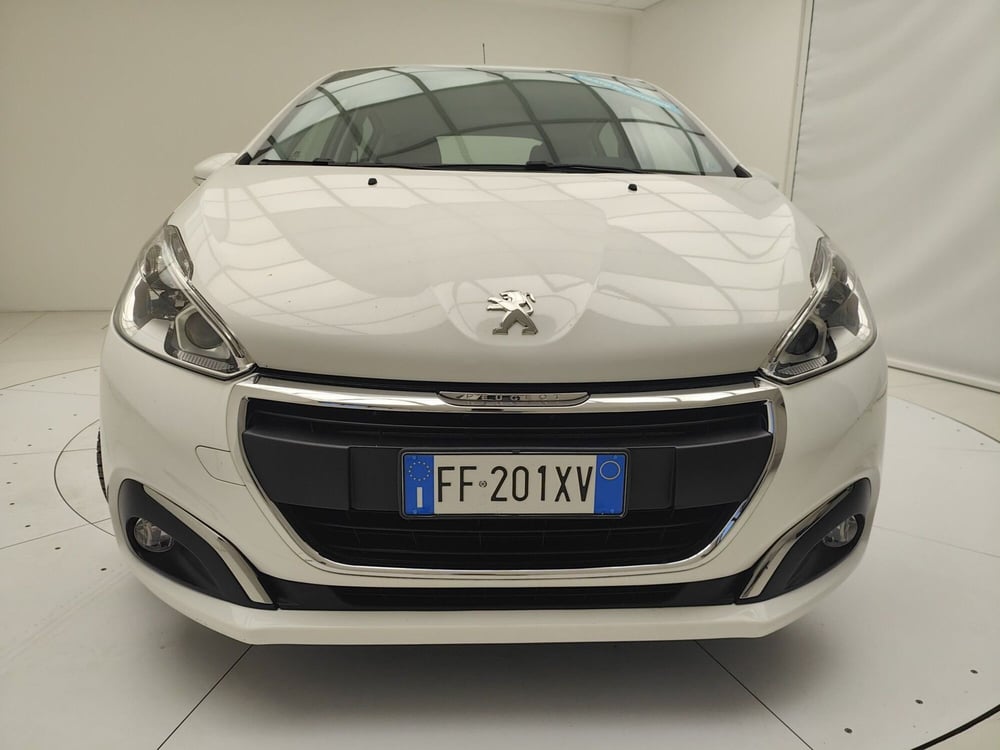 Peugeot 208 usata a Como (2)