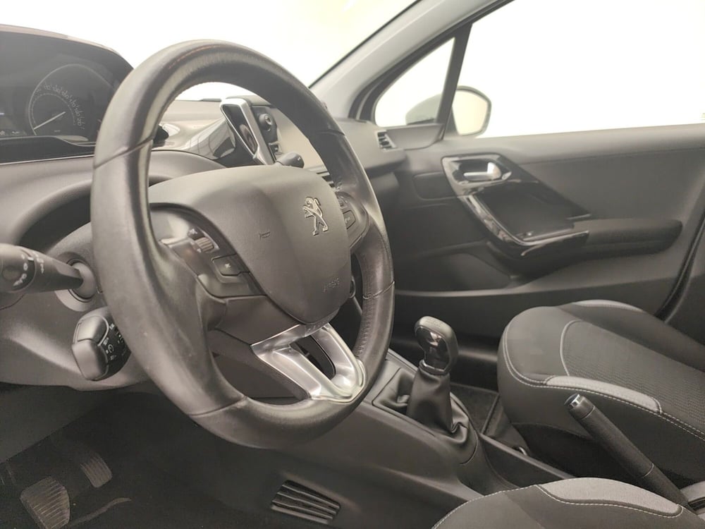 Peugeot 208 usata a Como (8)
