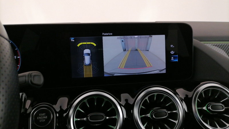 Mercedes-Benz GLA SUV usata a Roma (17)