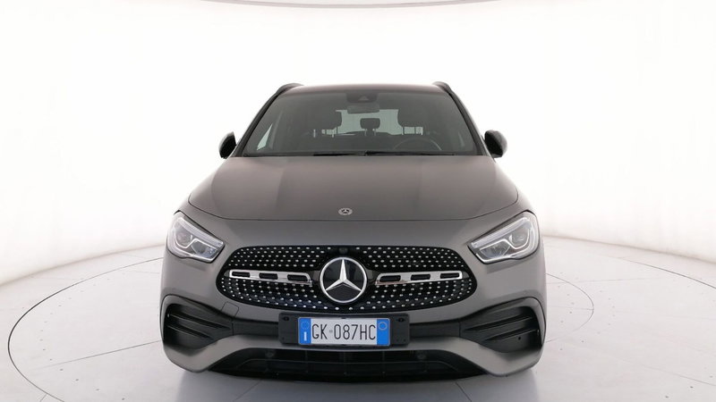 Mercedes-Benz GLA SUV usata a Roma (5)