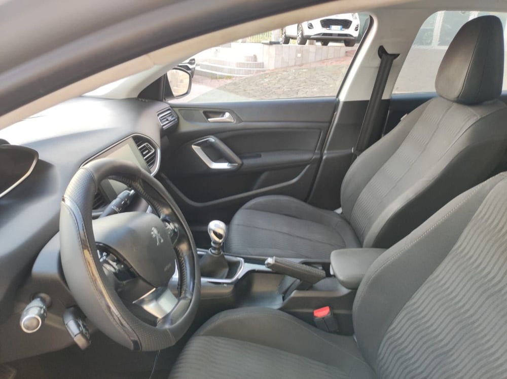 Peugeot 308 SW usata a Salerno (15)