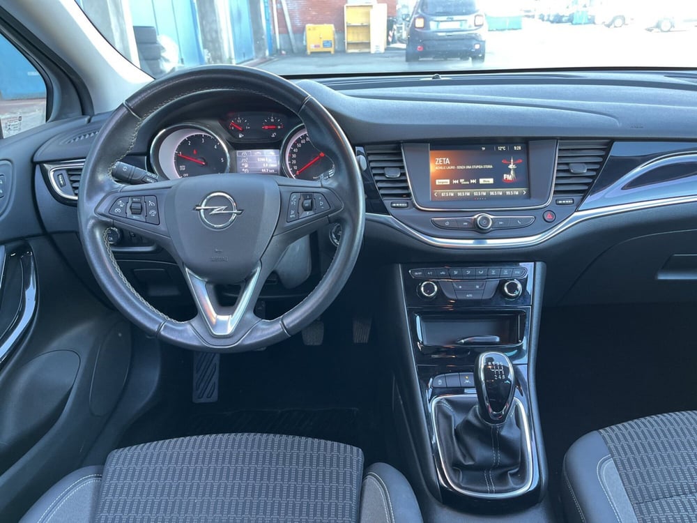 Opel Astra usata a Torino (10)