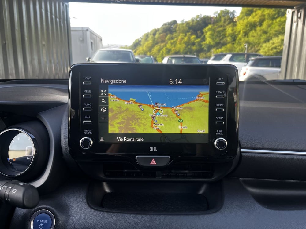 Toyota Yaris Cross usata a Genova (11)