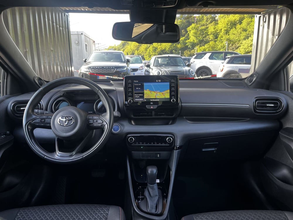 Toyota Yaris Cross usata a Genova (8)