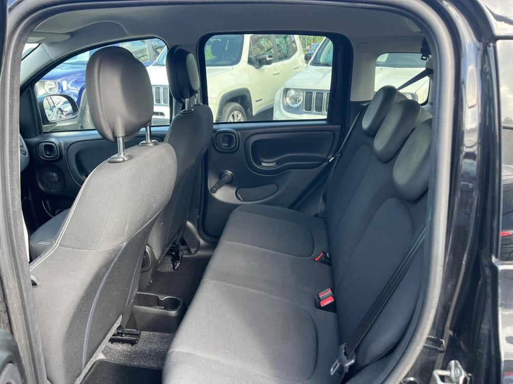 Fiat Panda Cross usata a Milano (12)