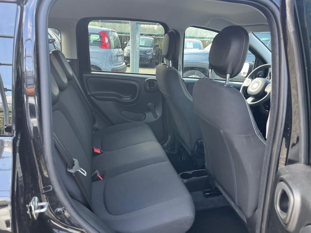Fiat Panda Cross usata a Milano (13)