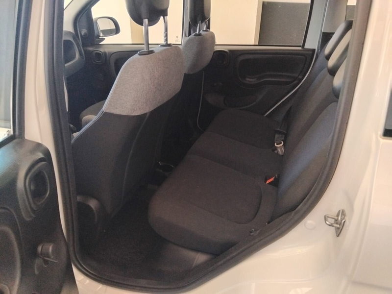 Fiat Panda Cross usata a Milano (11)