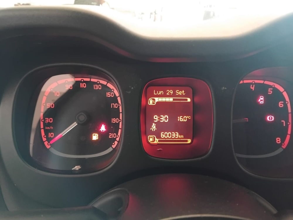 Fiat Panda Cross usata a Milano (14)