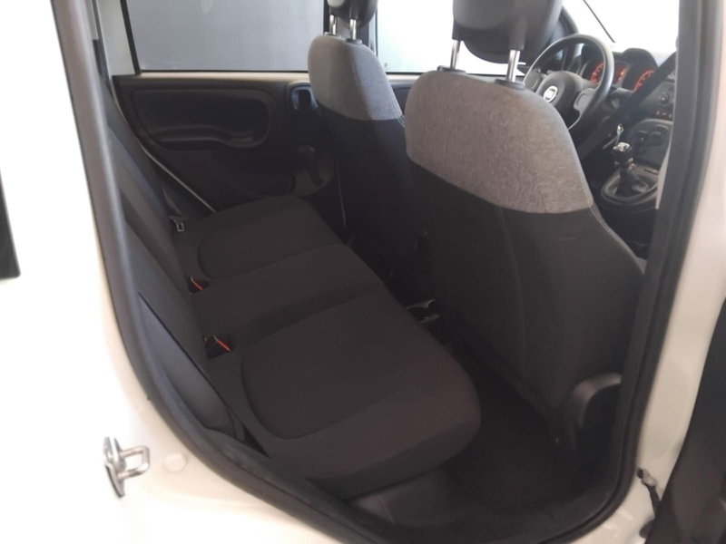Fiat Panda Cross usata a Milano (12)