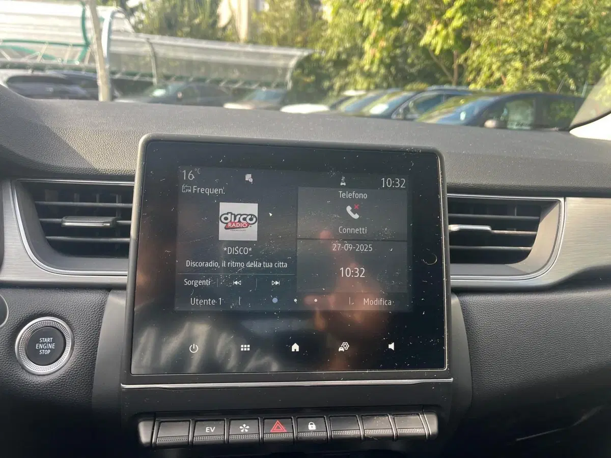 Renault Captur usata a Milano (14)