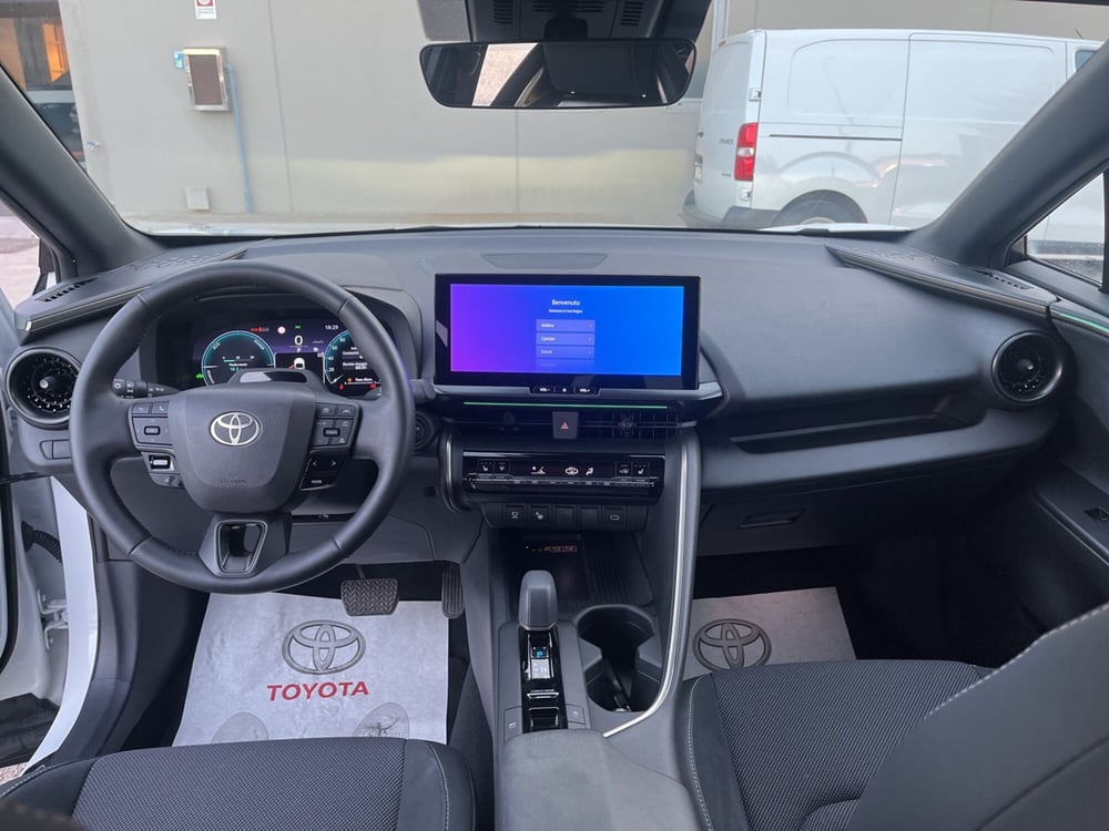 Toyota Toyota C-HR usata a Ragusa (10)
