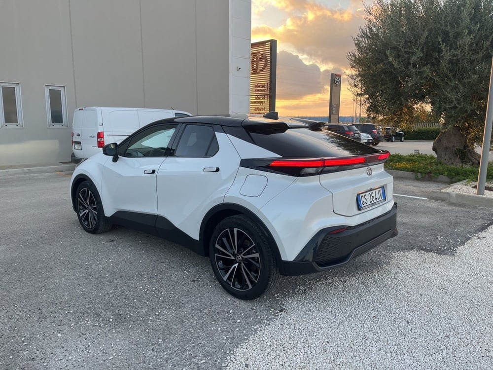 Toyota Toyota C-HR usata a Ragusa (5)